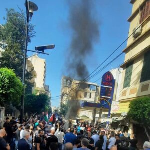 أهالي بيروت أجبروا السفيرة الأمريكية في لبنان “دوروثي شيا”، على إلغاء زيارتها إلى دار الفتوى