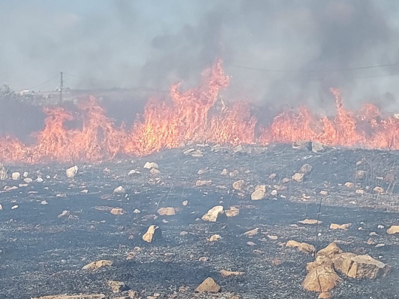 فجّر العدو الإسرائيلي مسيّرة انقضاضية عند مدخل بلدة دير سريان…