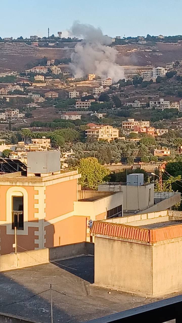 جنوب لبنان
غارة استهدفت عقبة مارون جنوب بنت جبيل
