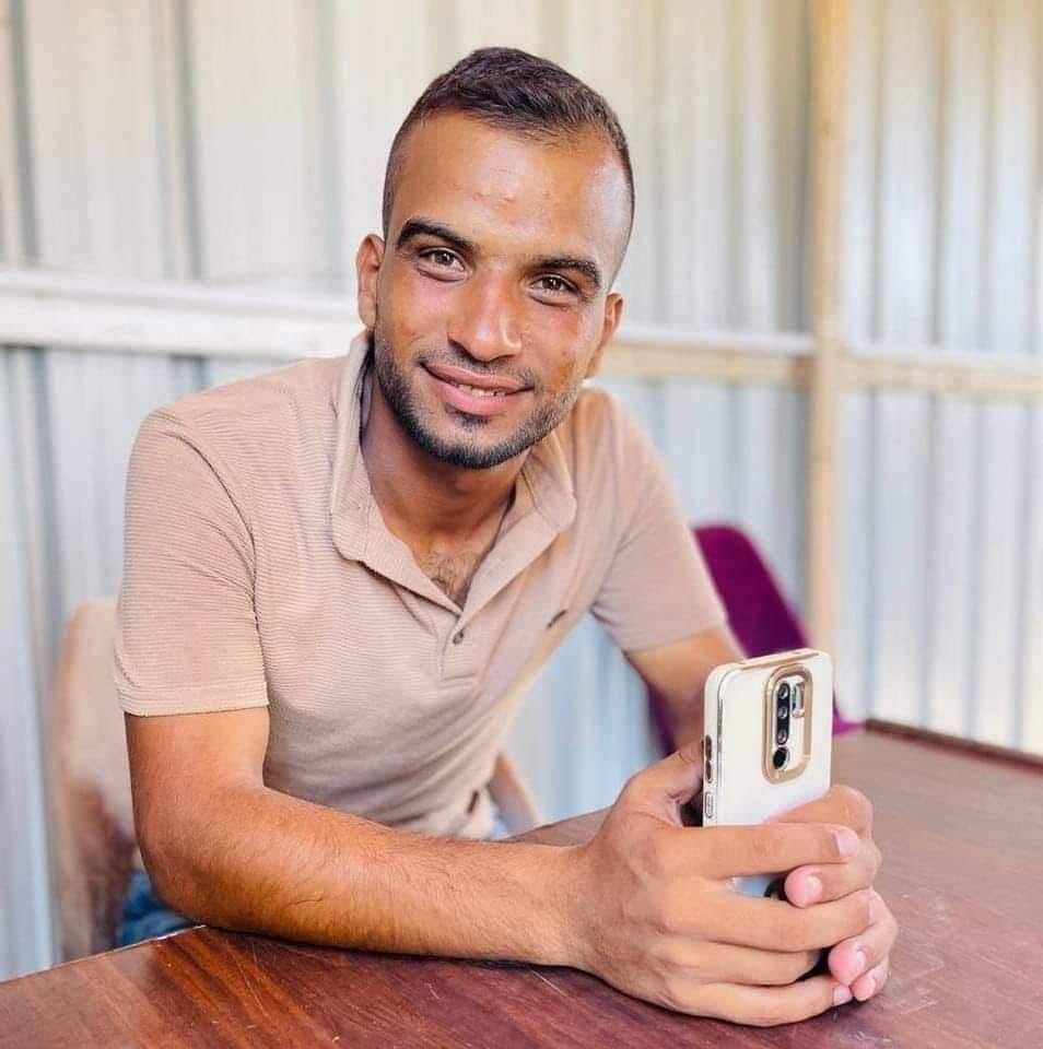 أعلن المكتب الإعلامي الحكومي بغزة ارتفاع عدد الشهداء الصحفيين إلى…