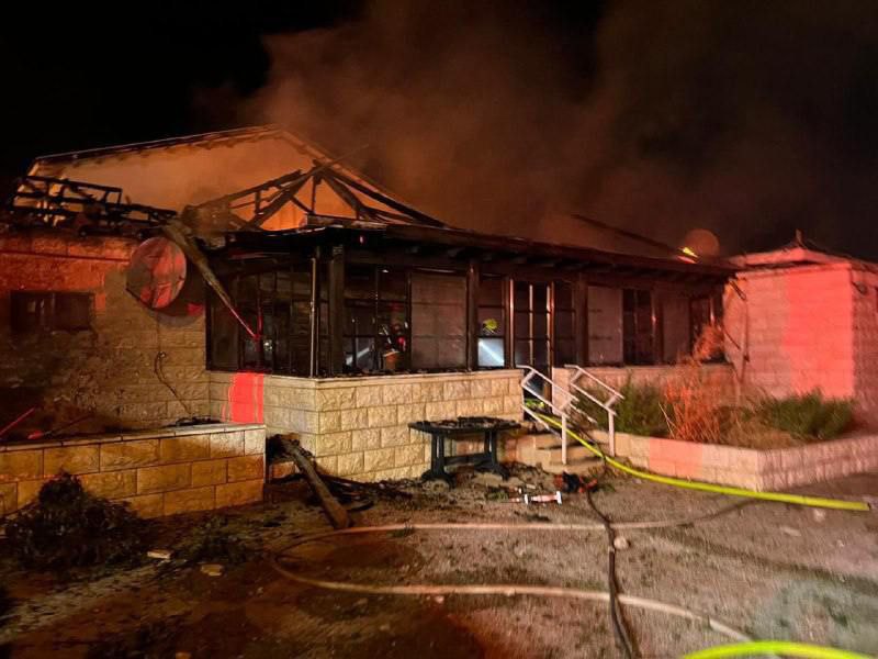 مصادر عبرية : صورة توثق الحرائق التي اندلعت في مستوطنة…