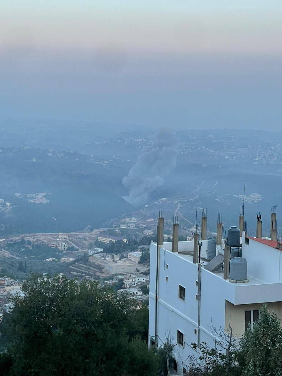 طيران الاحتلال الإسرائيلي يشن غارة على أطراف بلدة عين قانا…