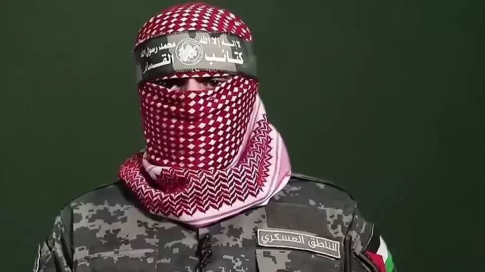 الناطق العسكري باسم كتائب القسام أبو عبيدة:

– نبارك عملية الرد…