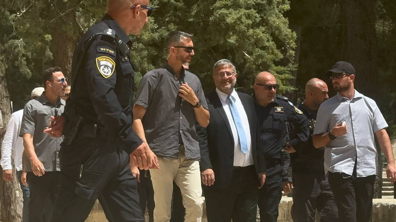 حركة حماس: ما كشف عنه الوزير الإرهابي بن غفير صباح…