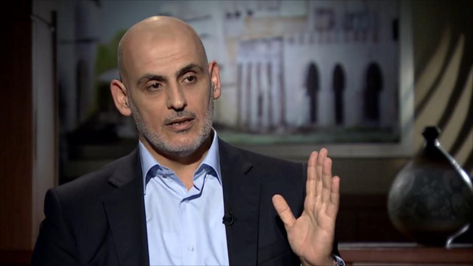 القيادي في حركة حماس عبد الحكيم حنيني: 

– الإدارة الأميركية…