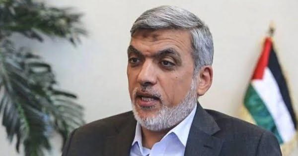 🔴 عضو المكتب السياسي لحركة حماس “عزت الرشق”:

– من يقتل…