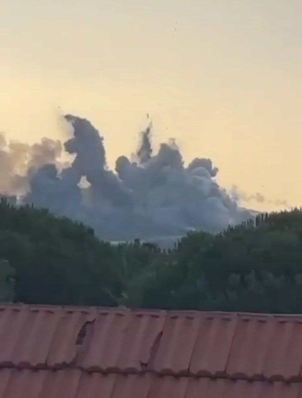 وزارة الصحة اللبنانية: شهيد وجريح نتيجة غارة العدو الإسرائيلي على…