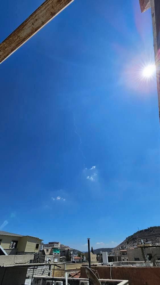 بعد تفعيل صافرات الإنذار شمال فلسطين المحتلة..صورة من سماء بلدة…