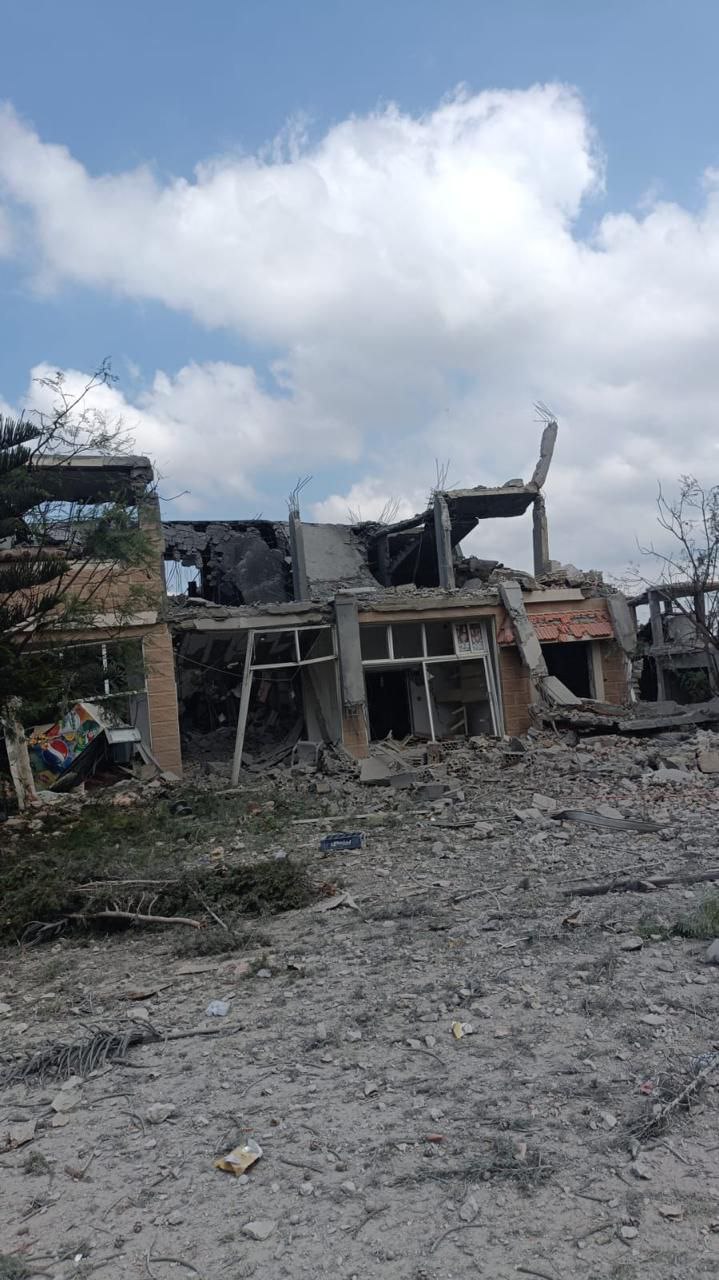 غارة صهيونية تستهدف منزلاً في بلدة الضهيرة جنوبي لبنان