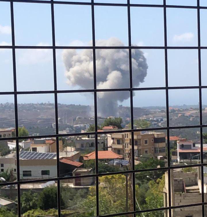 طيران الاحتلال يشنّ غارة عنيفة على المنطقة الواقعة بين جويّا…