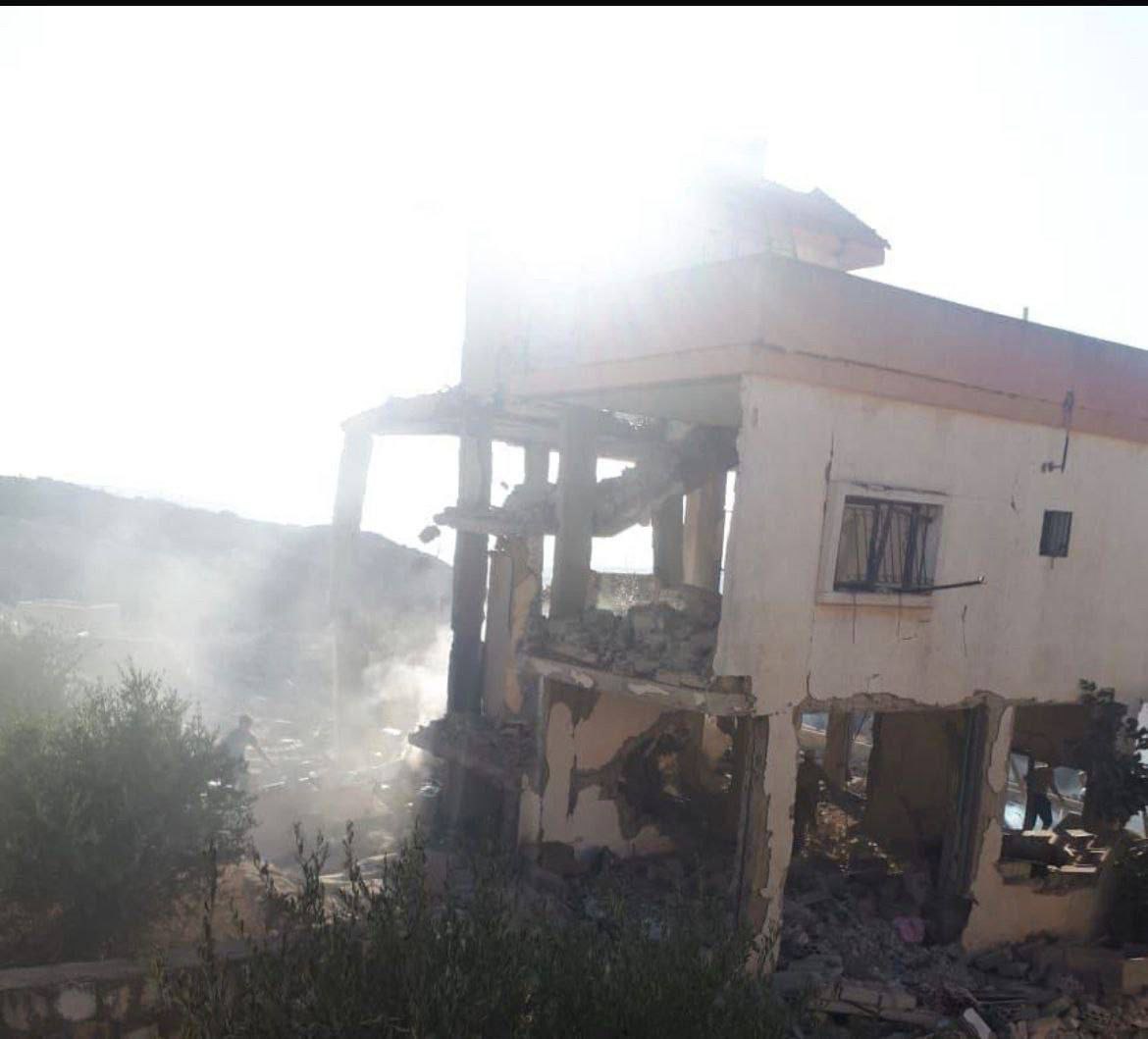 ارتقاء شهيد وإصابة ٣ اشخاص أثر الغارة التي استهدفت شقة…