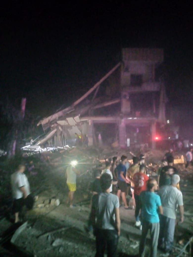 أنباء عن اصابتين في الغارة  التي استهدفت بلدة كفررمان…