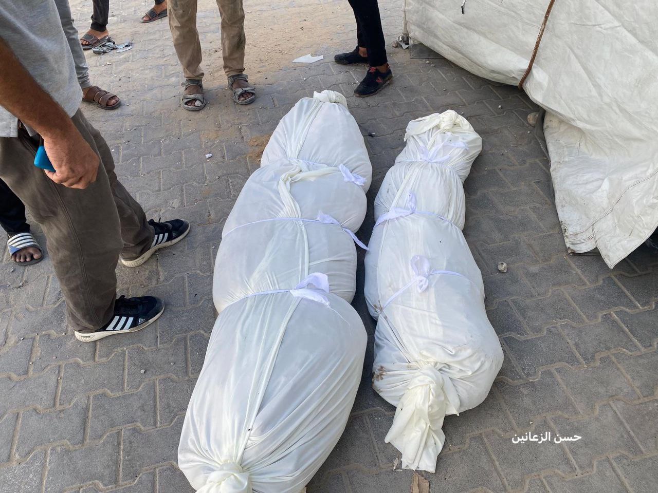 🔴 “خلال عملية إزالة الركام والترميم”.. انتشال جثمانيّ شهيدَين (رجل…