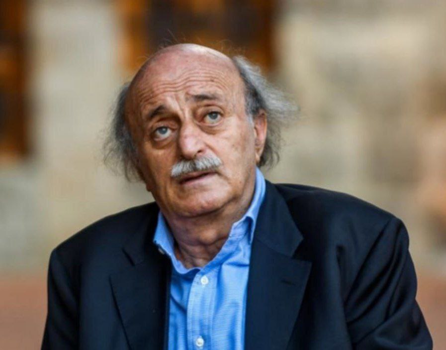 الرئيس السابق للحزب الديمقراطي الاشتراكي، وليد جنبلاط: أقول لأهل المقاومة…