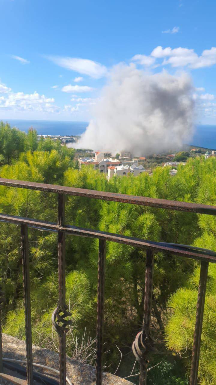 طيران الاحتلال الإسرائيلي يشن غارة على الأطراف بين بلدتي مجدل…