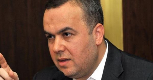 🔴 عضو كتلة الوفاء للمقاومة النائب “حسن فضل الله”:

الرد على…