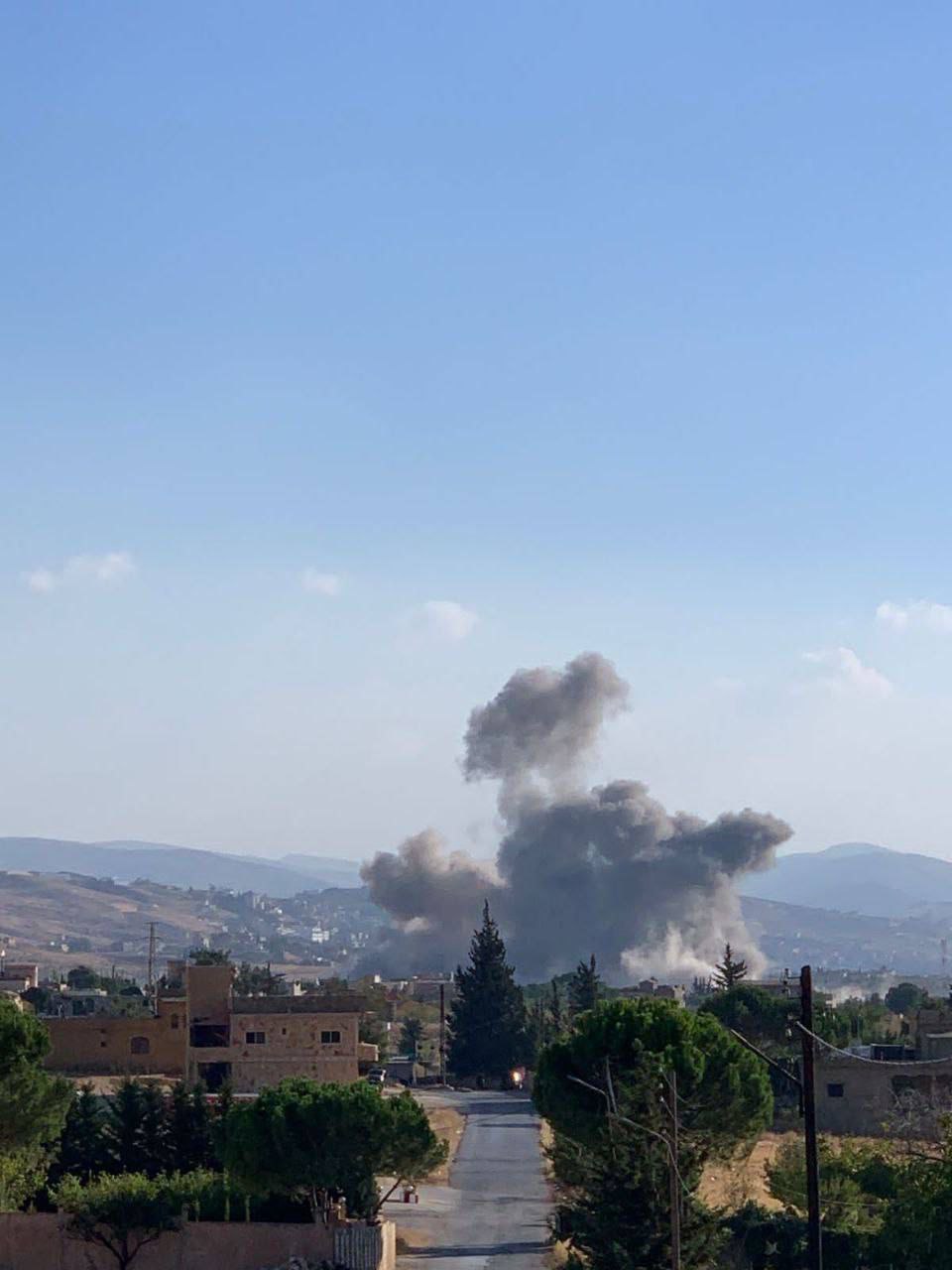 غارة إسرائيلية تستهدف   بلدة الخضر في منطقة بعلبك