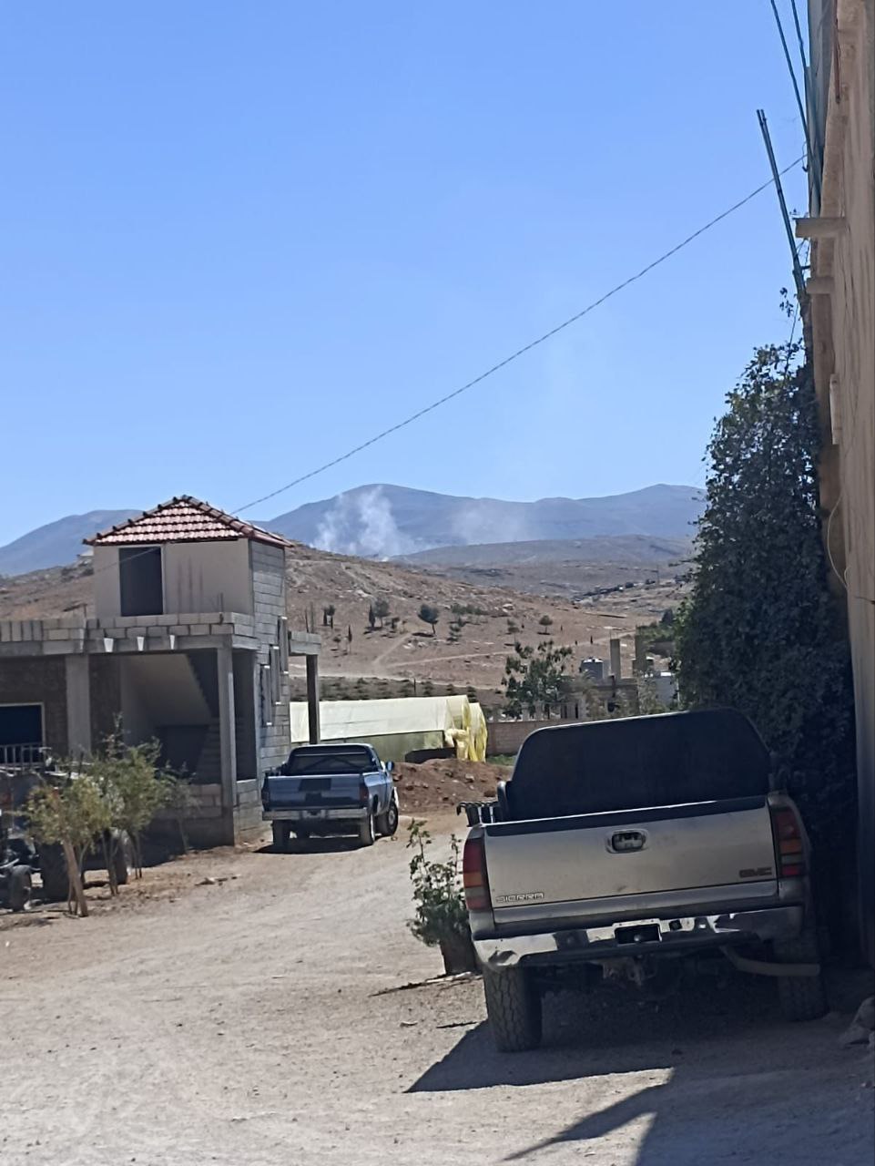 لأوّل مرّة…غارة صهيونيّة تستهدف بلدة عرسال الحدوديّة قضاء مدينة بعلبك…