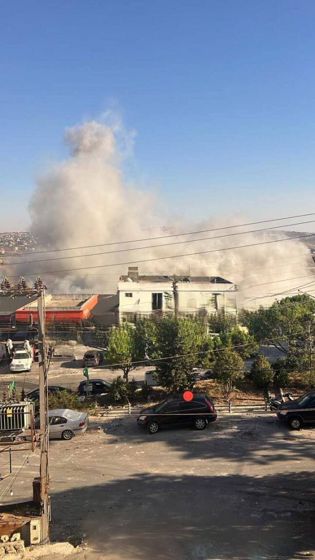 غارة صهيونية استهدفت بلدة تبنين بالقرب من مستوصف الجيش اللبناني…