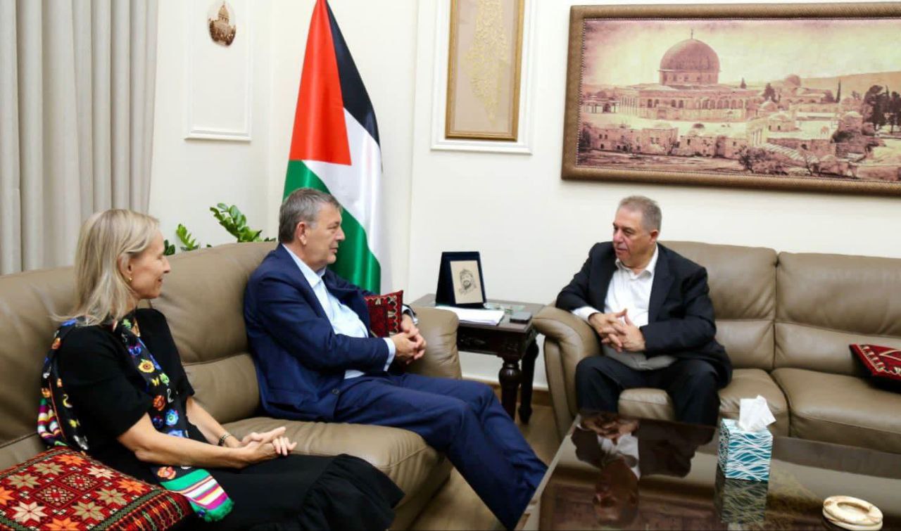 على خلفية قضية تغطية الاونروا لتكاليف الجرحى الفلسطينيين بالعدوان على…