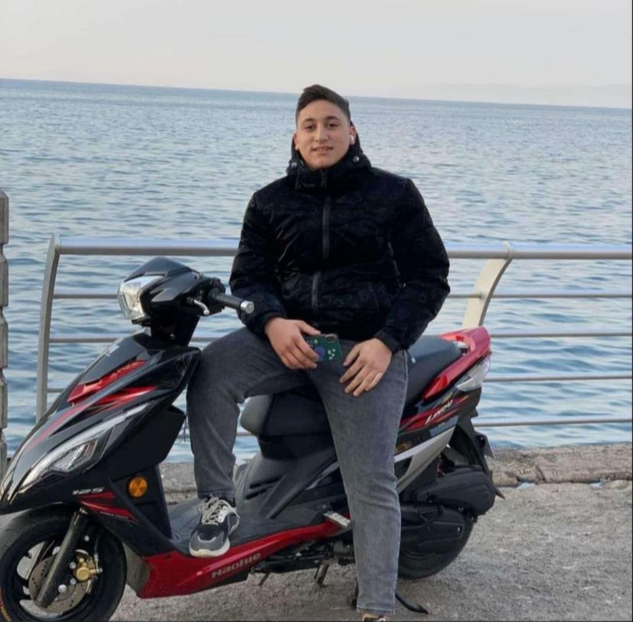 انباء عن استشهاد عمر البرقجي ابن مخيم برج البراجنة بالغارة…