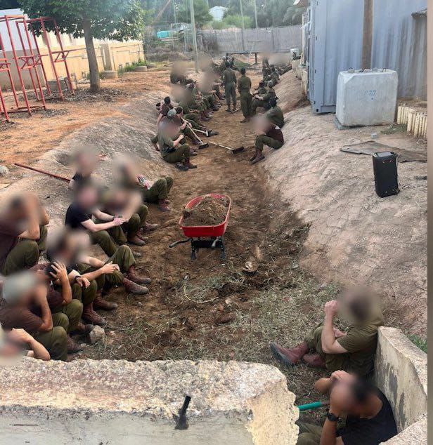 صورة متداولة: 

مراسل قناة 14 العبرية: “دوت صفارات الإنذار اليوم…