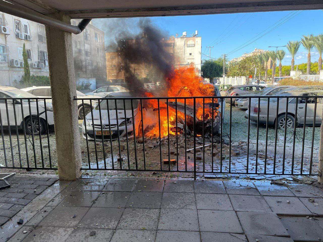 مصادر عبرية : النيران تلتهم سيارة بمستوطنة “كريات اتا” بخليج…