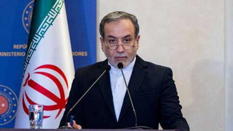 وزير الخارجيّة الإيرانيّة، عباس عراقجي:

– أي هجوم على إيران يعتبر…