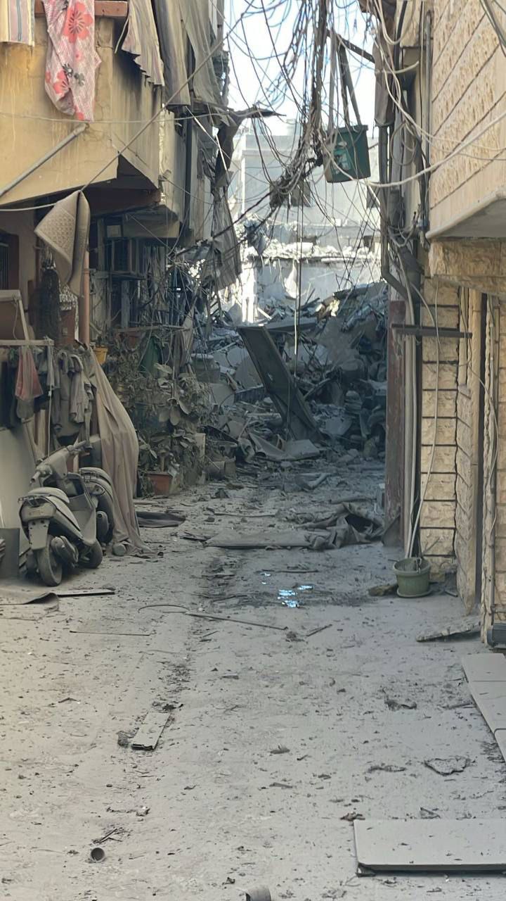 غارات الاحتلال على مدينة صور جنوب لبنان، استهدفت :

– مؤسسة…