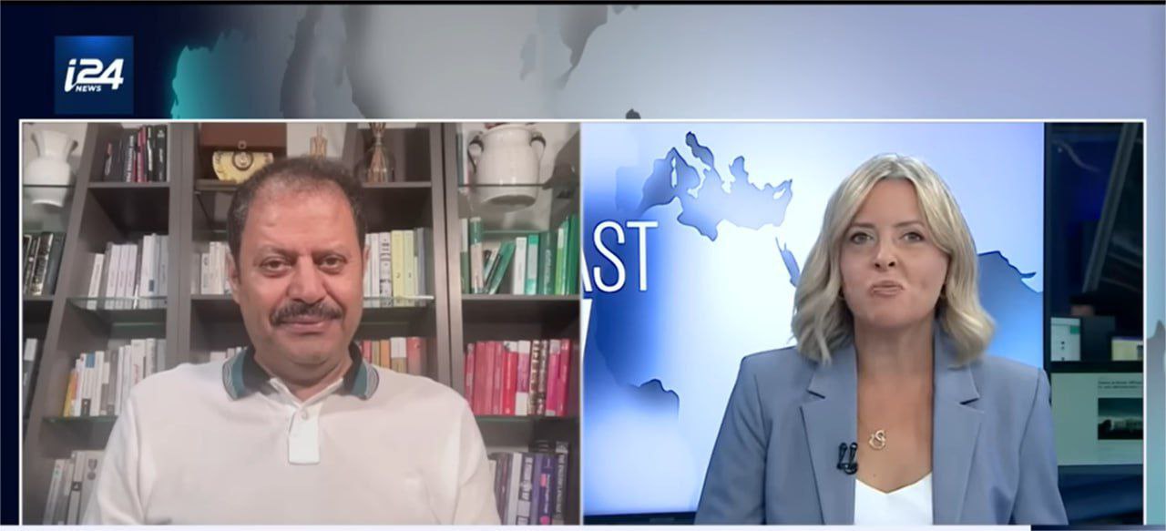 الصحفي السعودي عبد العزيز الخميس، أحد المدافعين عن التطبيع مع…