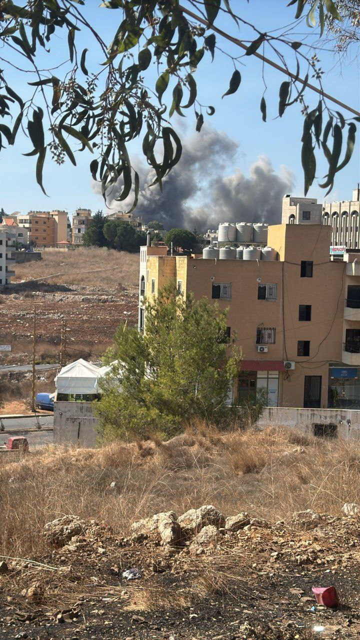 غارة صهيونية على محيط مسجد في بلدة كفرجوز في قضاء…