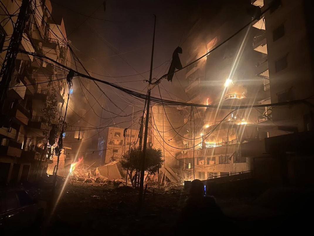 🔴 دمار هائل لحق مبانٍ سكنية في منطقة برج البراجنة…