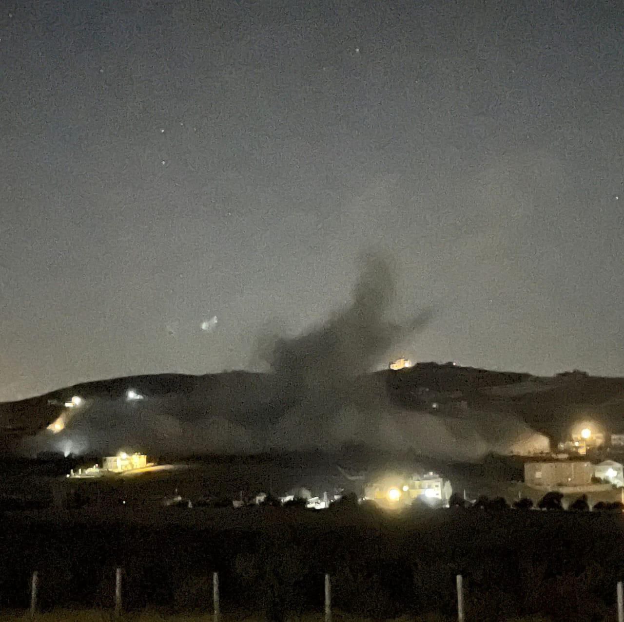 غارة للاحتلال استهدفت عين بورضاي في محيط مدينة بعلبك