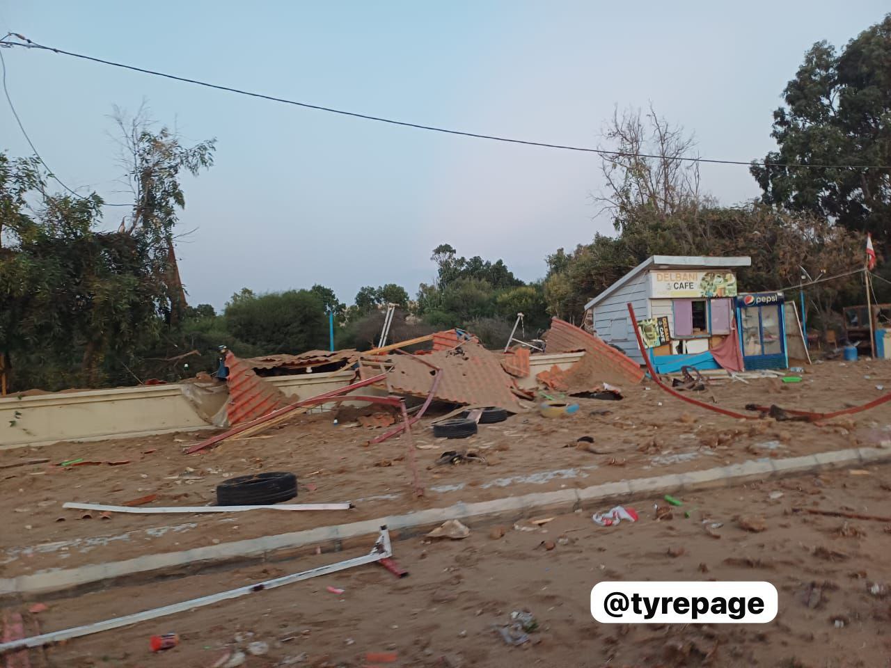 متابعة|| إحدى الغارات الصهيونية على مدينة صور جنوبي لبنان قبل…