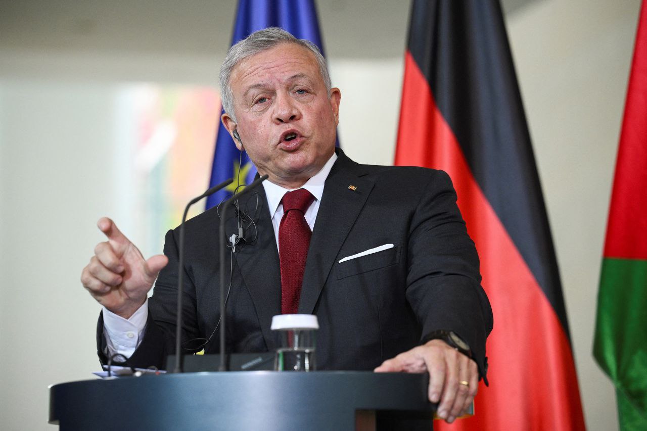 العاهل الأردني: الحرب على الأبرياء في المنطقة يجب أن تتوقف

-…