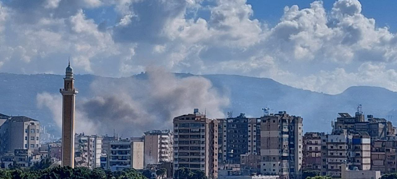 عاجل || غارة صهيونية من مُسيّرة استهدفت منطقة بئر العبد…