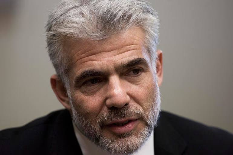 زعيم المعارضة لدى الاحتلال، يائير لابيد:

 إصدار مذكّرتي اعتقال بحقّ…