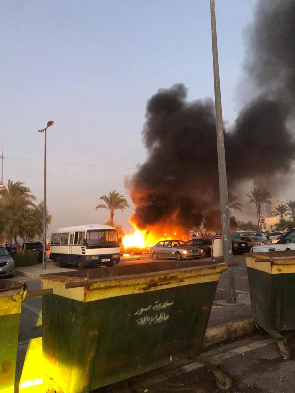 عاجل || مُسيّرة صهيونية تستهدف سيارة في مدينة صور جنوبي…