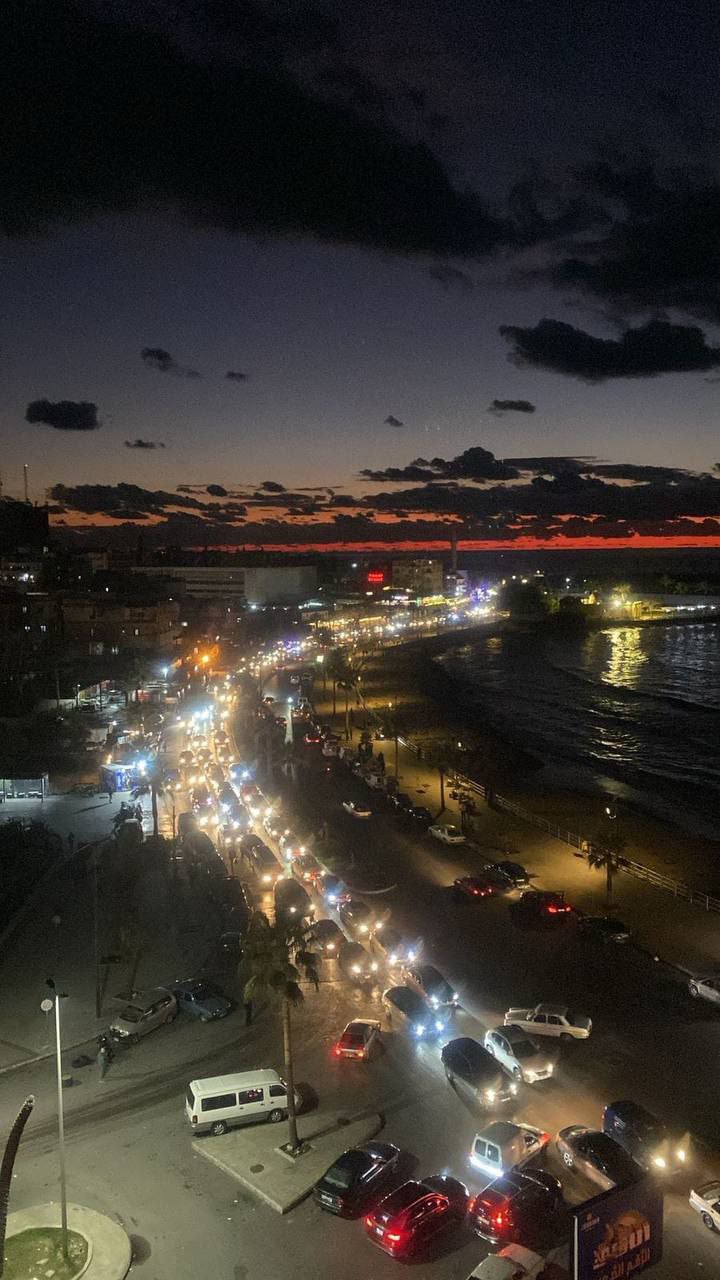 حالة نزوح كثيفة من المنطقة التي هددها العدو الإسرائيلي بالقصف…