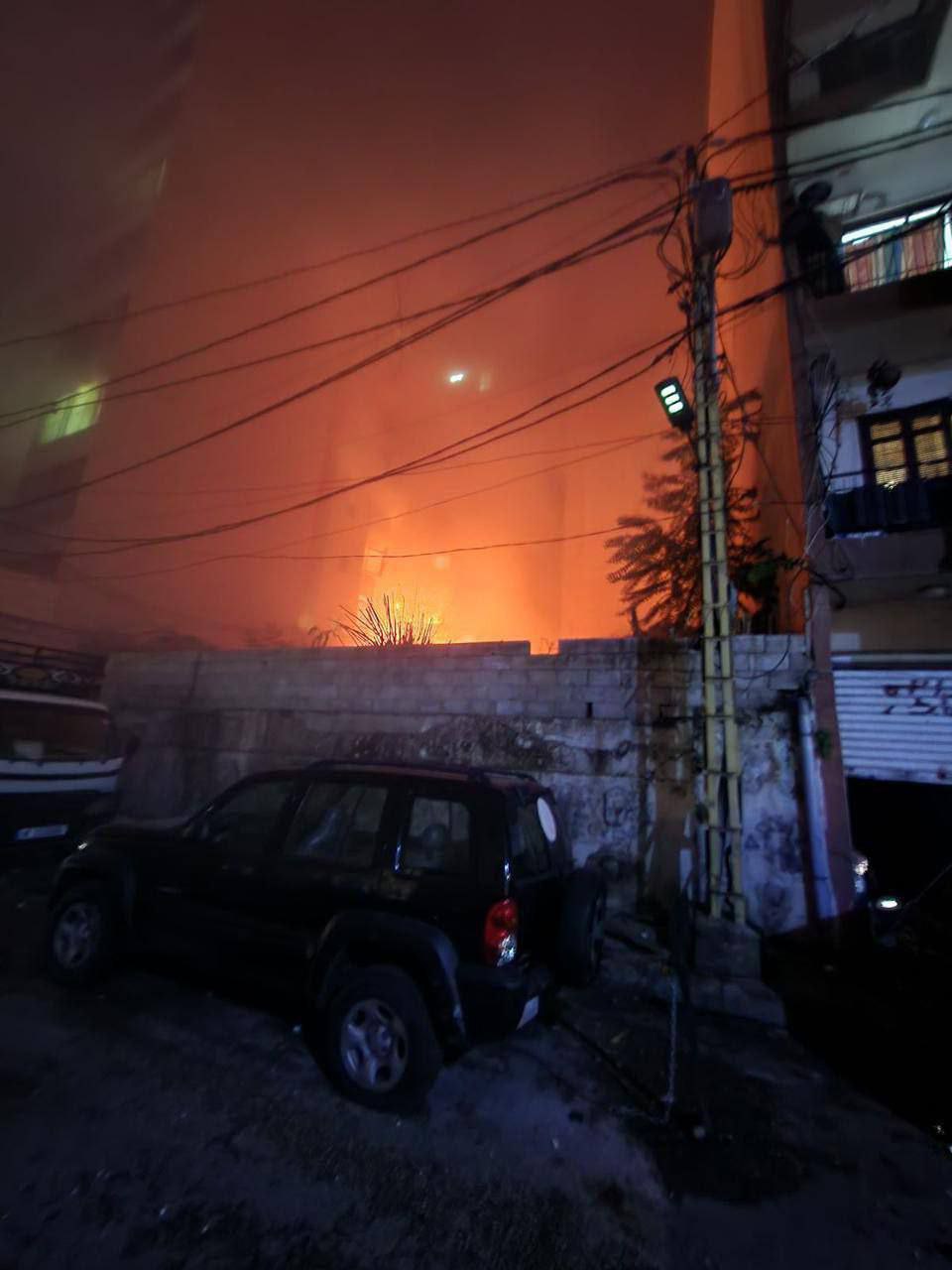 متابعة || الغارة استهدفت شقة سكنية في منطقة الخندق الغميق…