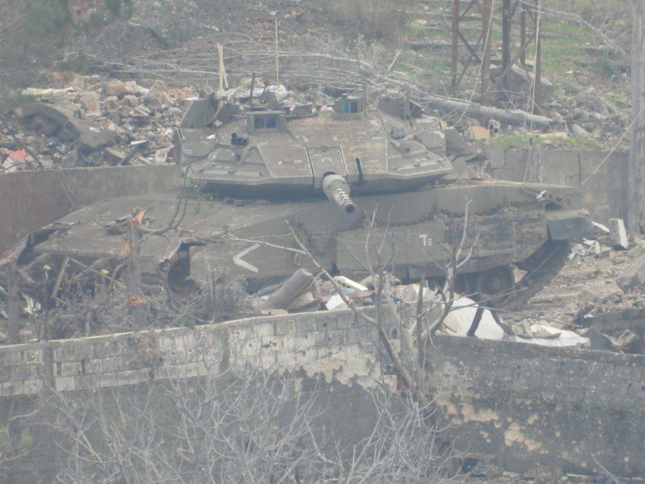 المراسل علي شعـيب ينشر صور لعملية احـتلال وتمدد جديدة لدبابات…