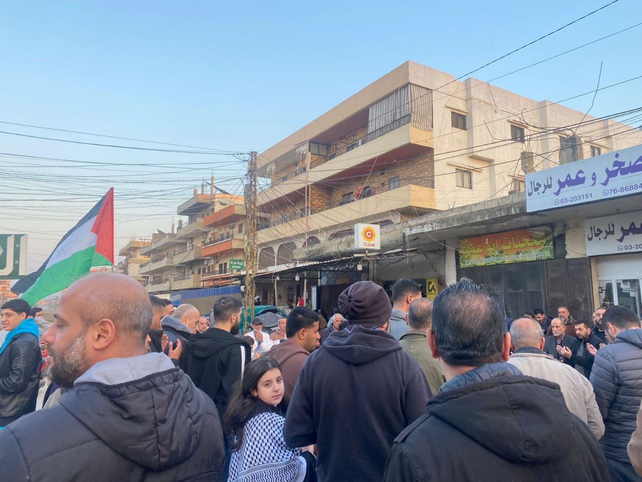 مشاهد من الوقفة التضامنية التي دعت اليها الفصائل الفلسطينية واللجنة…