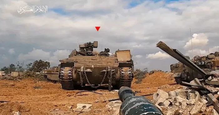 🔴 كتائب القسام: 

استهدفنا دبابة صهيونية “ميركفاه 4” بقذيفة “الياسين…