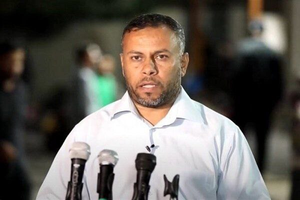 مدير مكتب الإعلام الحكومي بغزة، إسماعيل الثوابتة:  

– الاحتلال…