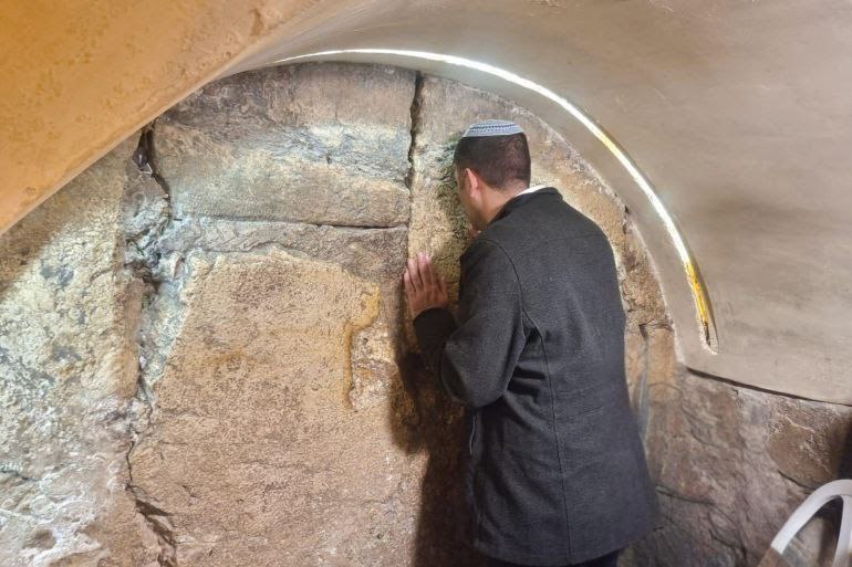 🔴 حركة حماس:

تصريحات الوزير الإرهابي “شلومو كرعي” – خلال اقتحامه…