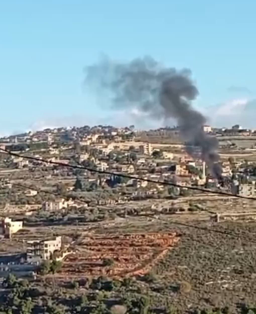 عاجل | طائرة مُسيّرة صهيونية تستهدف سيارة في بلدة بني…