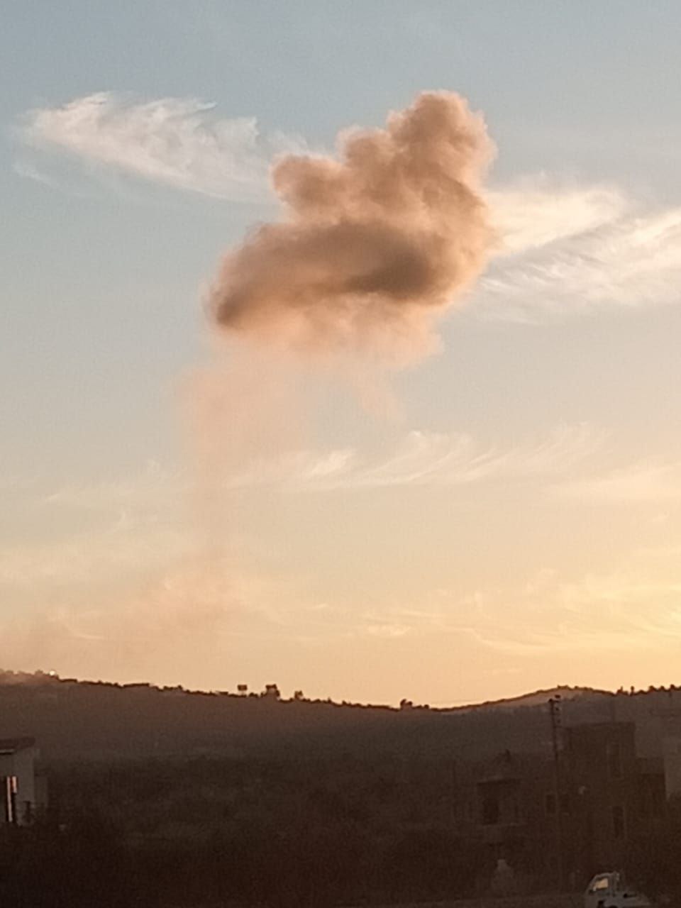 عاجل || قوات الاحتلال الإسرائيلي تنفذ تفجيرات في عيتا الشعب…