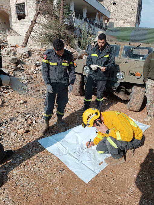 الدفاع المدني اللبناني: انتشال جثامين 11  شهيداً في الناقورة…