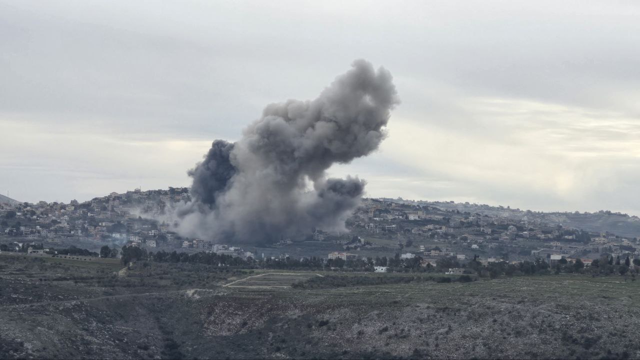 جيش العدو ينفذ تفجيراً عنيفاً جداً في بلدة الطيبة جنوبي…