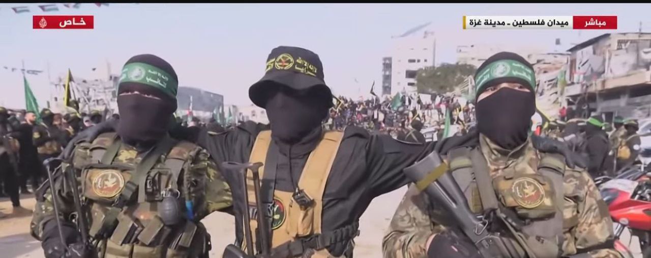 حضور جماهيري واسع وانتشار مكثف لعناصر القسام وسرايا القدس وسط…